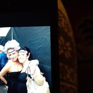 Meet your Posher, Fadia